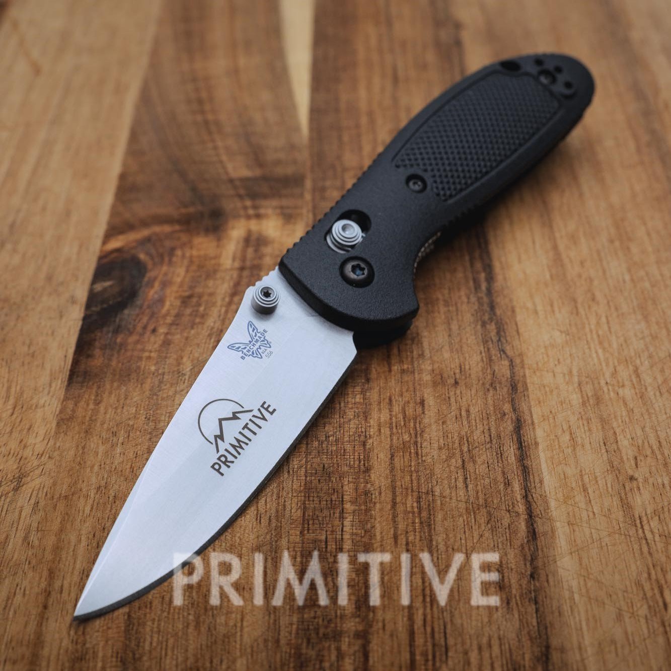 Benchmade 556-s30v Mini Griptilian with Primitive Logo 