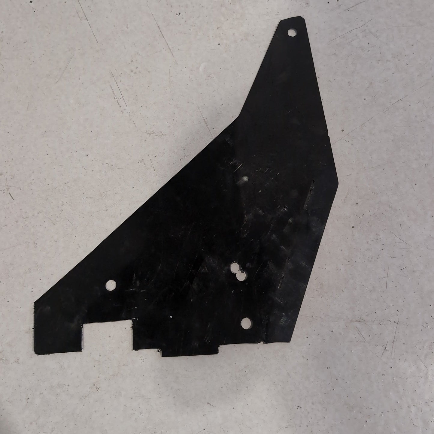 Black plastic side splash shield 
